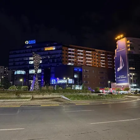Noemi * Tirana